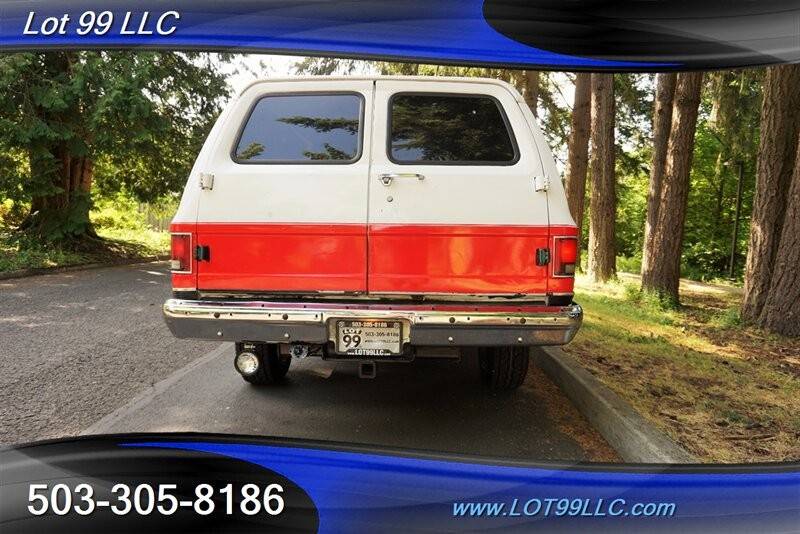 Gmc-suburban-v1500-4dr-v8-auto-1989-white-16