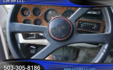 Gmc-suburban-v1500-4dr-v8-auto-1989-white-22