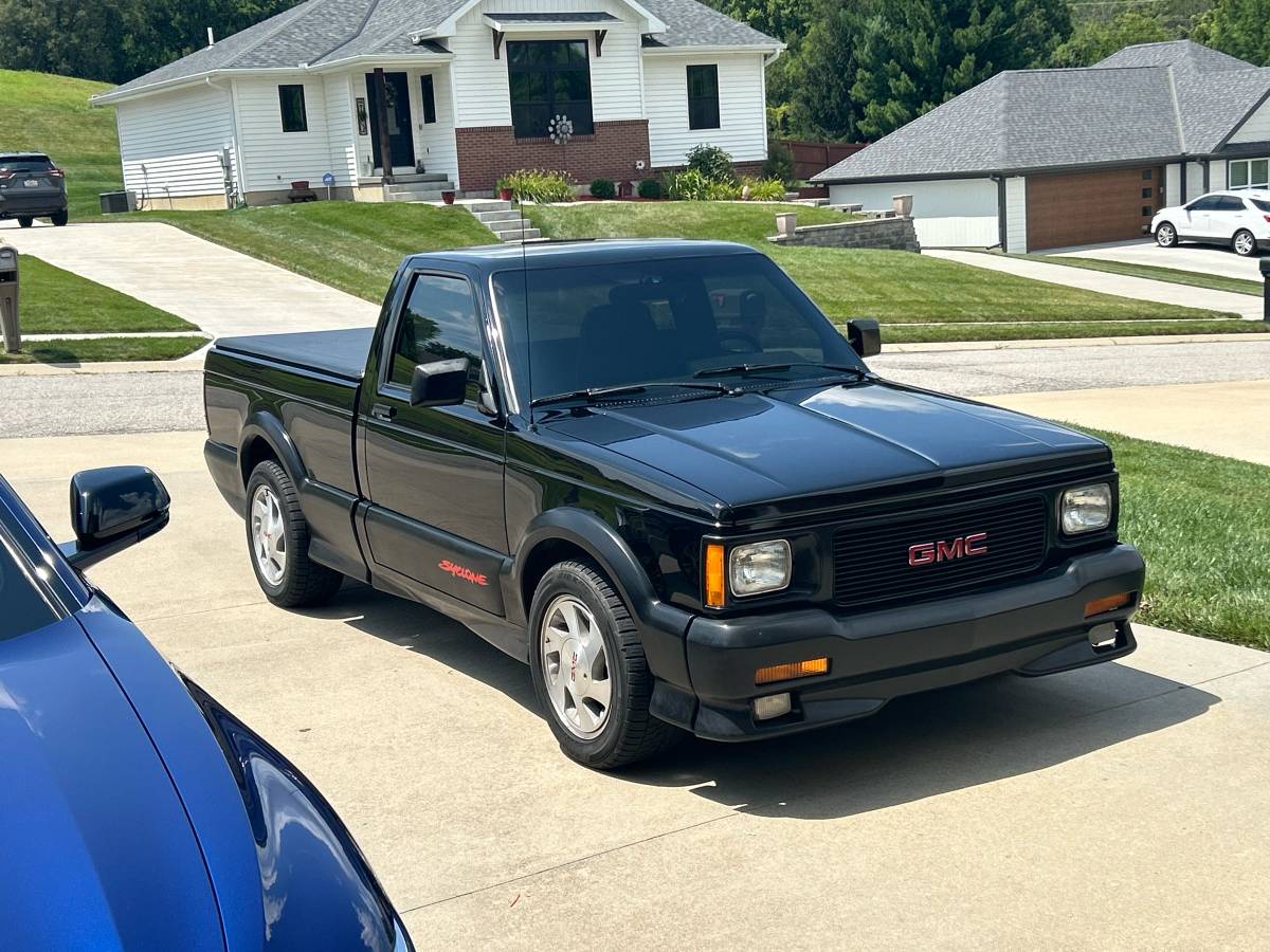 Gmc-syclone-1991-black-1