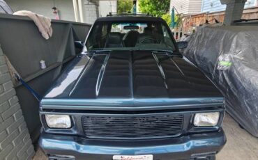 Gmc-typhoon-1992-green-1