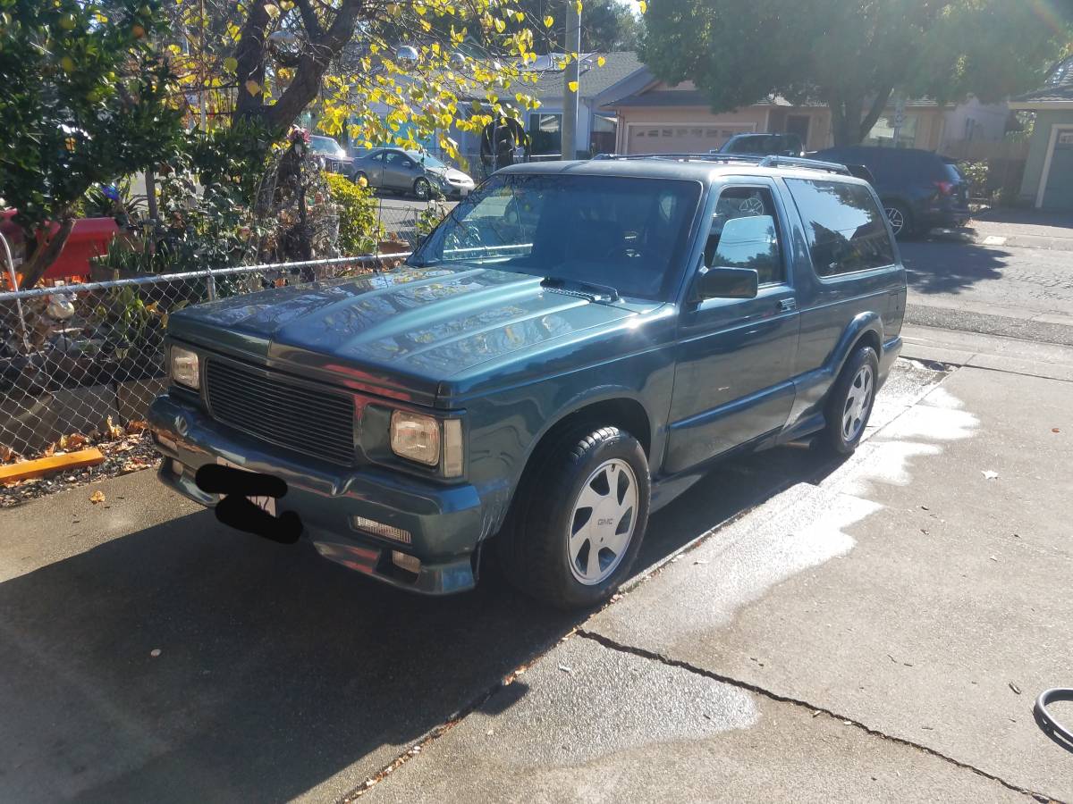 Gmc-typhoon-1992-green-3