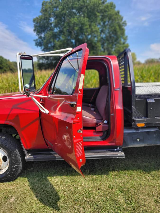 Gmc-v-3500-sierra-sl-4x4-with-flatbed-1989-red-14
