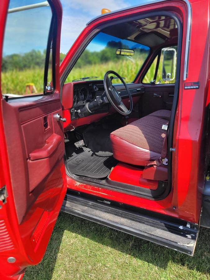Gmc-v-3500-sierra-sl-4x4-with-flatbed-1989-red-15