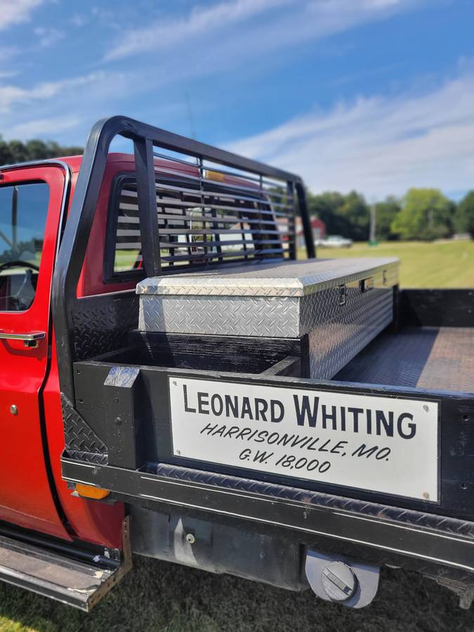 Gmc-v-3500-sierra-sl-4x4-with-flatbed-1989-red-6