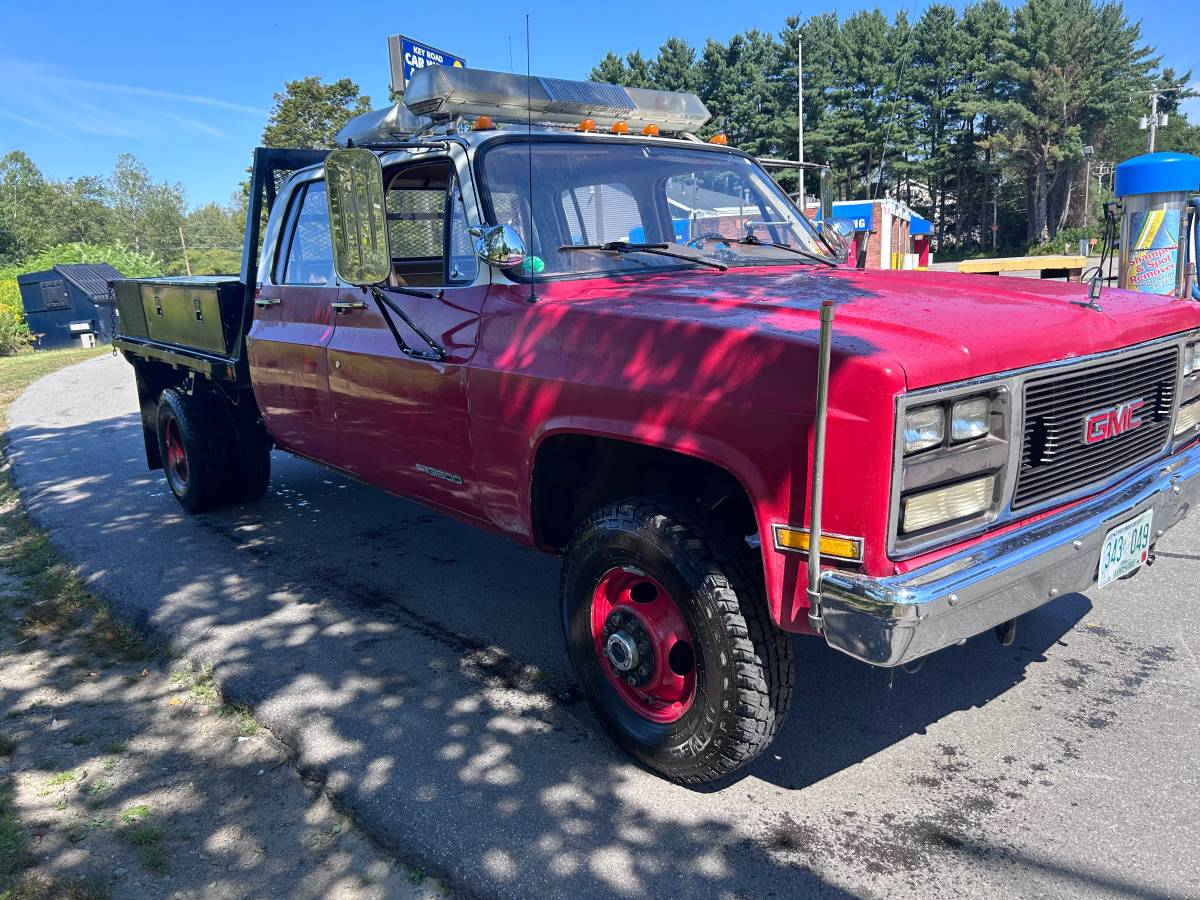Gmc-v3500-diesel-1990-red-1