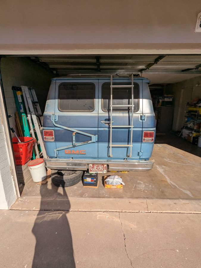 Gmc-vandura-1984-blue-10