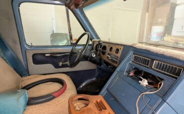 Gmc-vandura-1984-blue-18