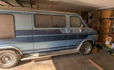 Gmc-vandura-1984-blue-20