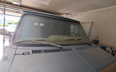 Gmc-vandura-1984-blue