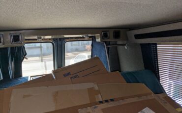 Gmc-vandura-1984-blue-4