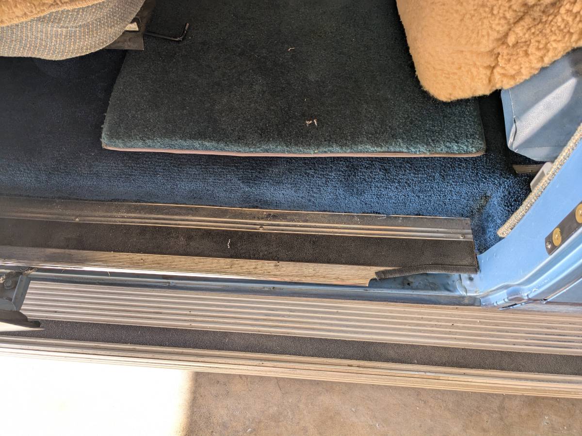 Gmc-vandura-1984-blue-6