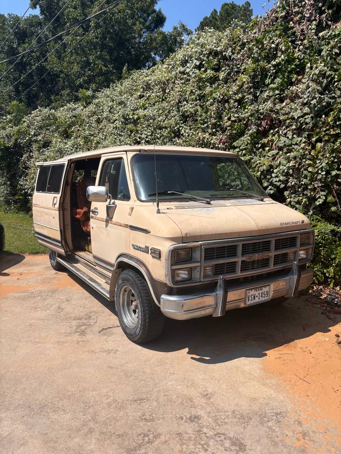 Gmc-vandura-1984-yellow