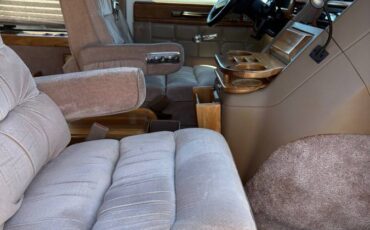 Gmc-vandura-1993-white-4