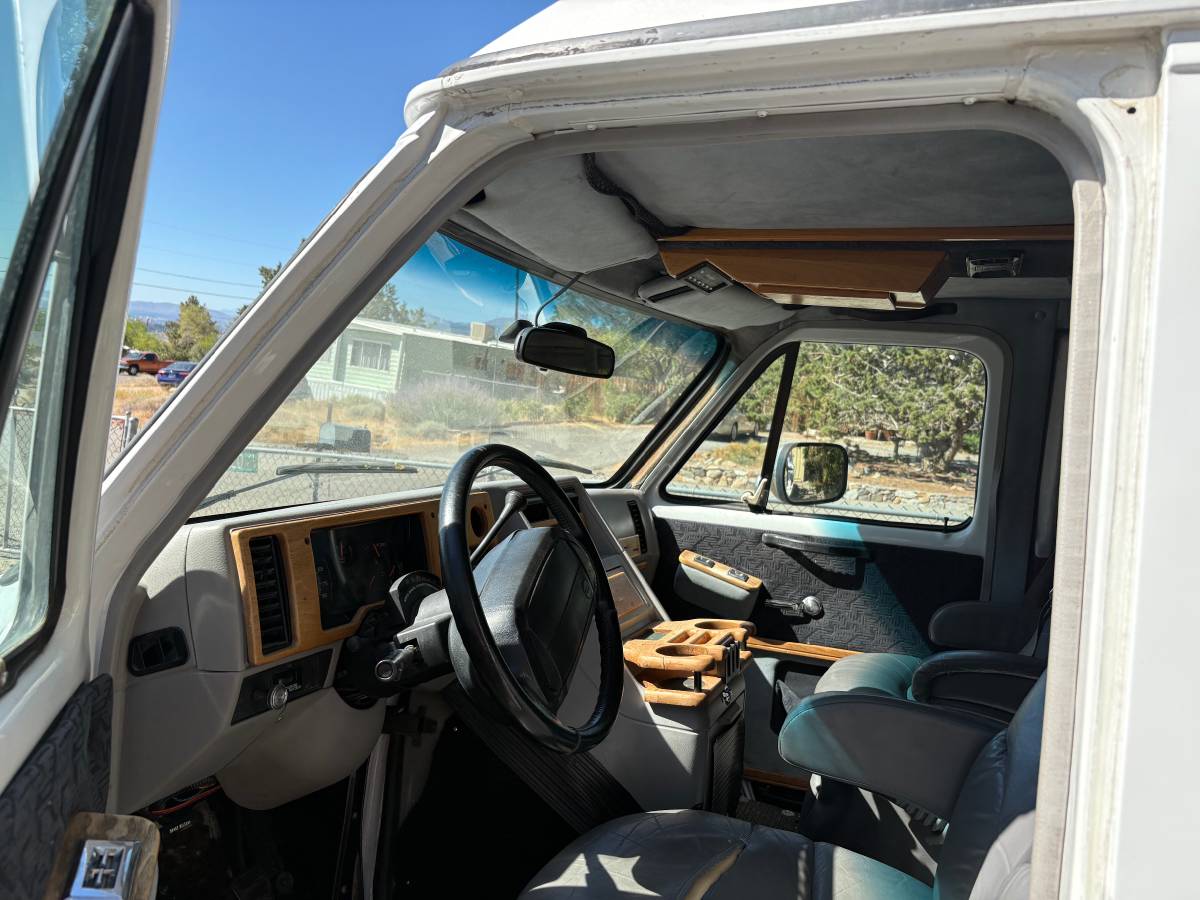 Gmc-vandura-2500-1985-5