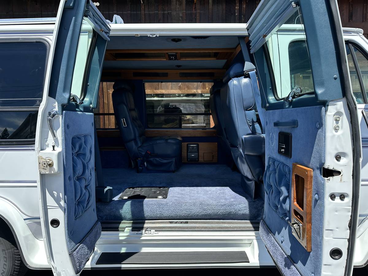 Gmc-vandura-2500-tmc-emerald-1994-4
