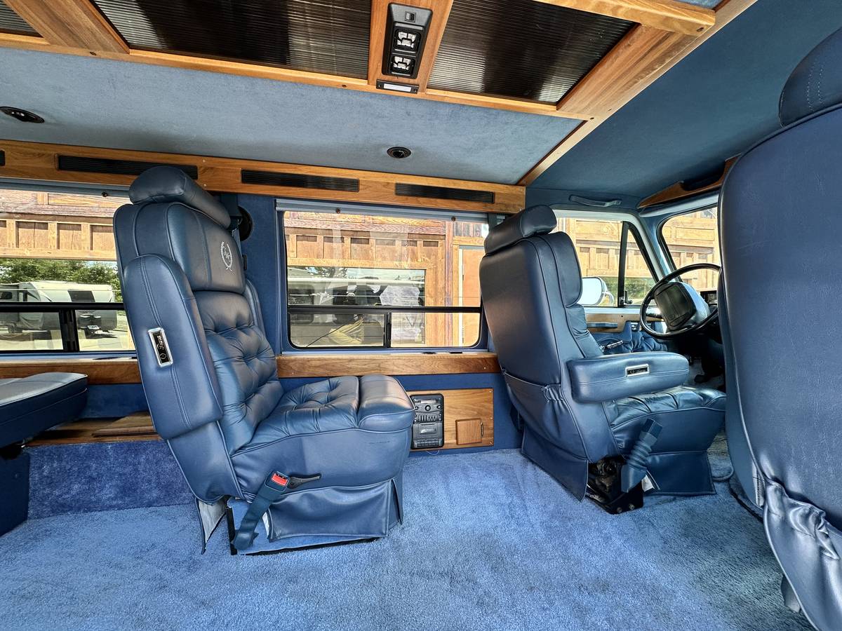 Gmc-vandura-2500-tmc-emerald-1994-6