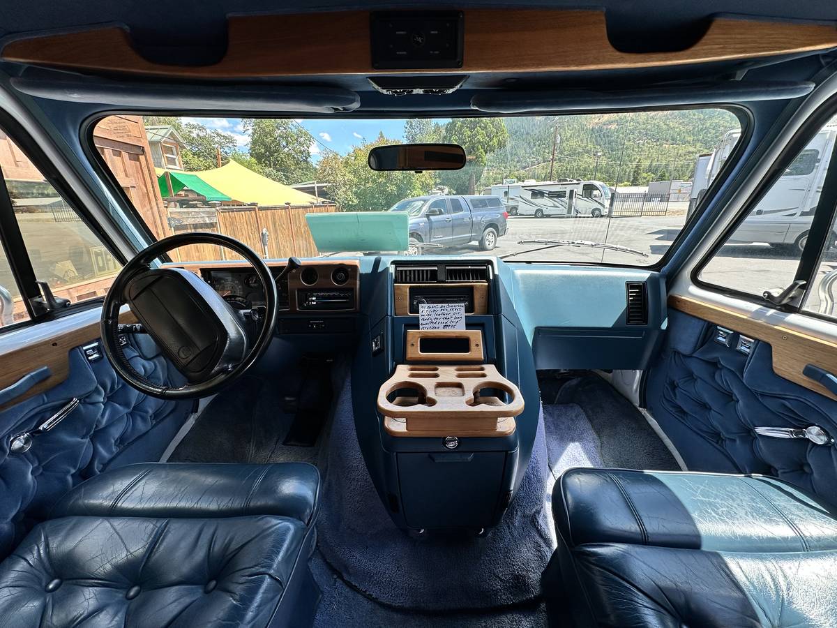 Gmc-vandura-2500-tmc-emerald-1994-7