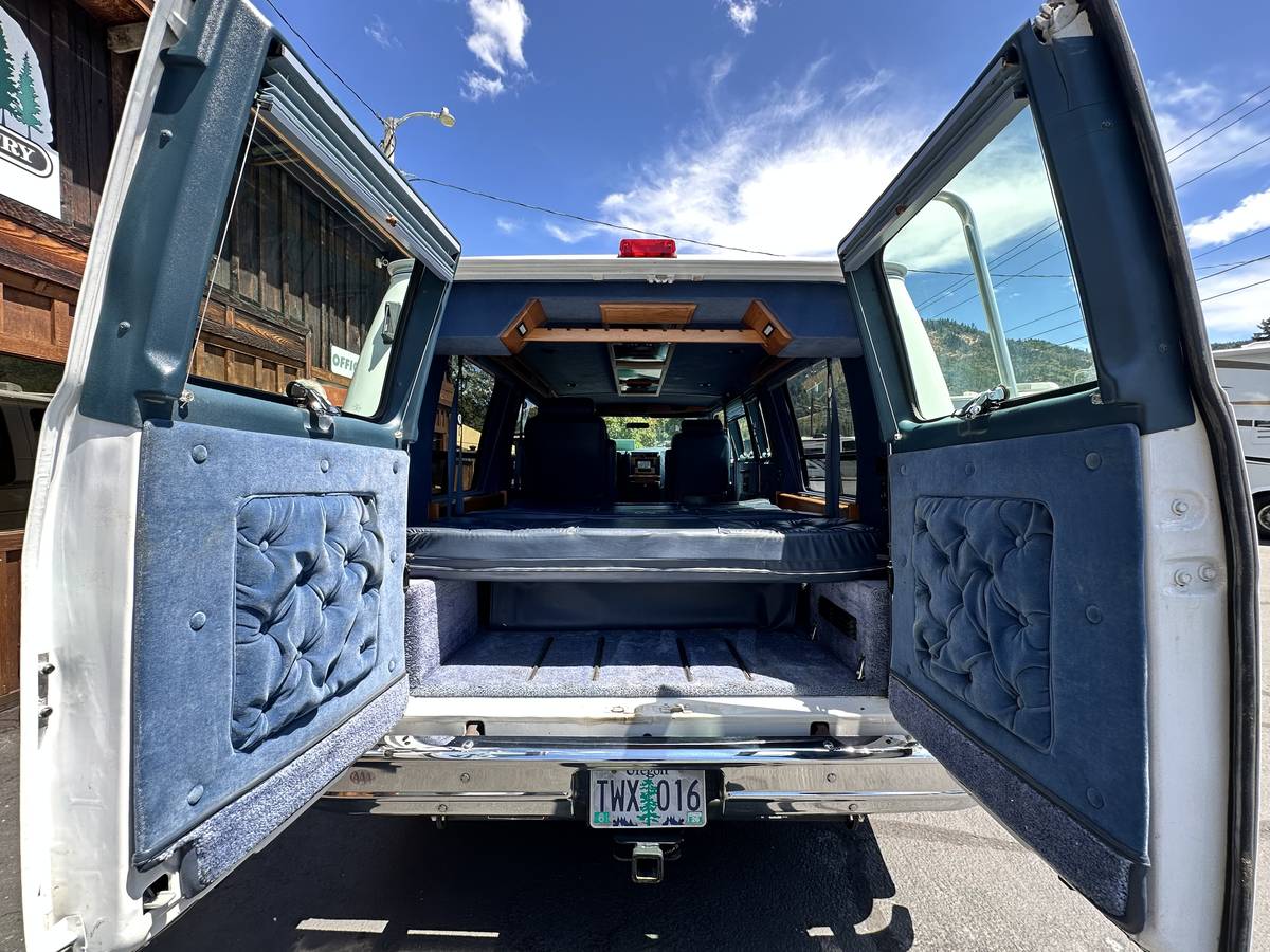 Gmc-vandura-2500-tmc-emerald-1994-9