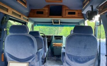 Gmc-vandura-34-ton-1995-white-5