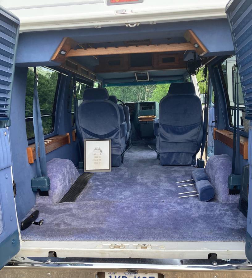 Gmc-vandura-34-ton-1995-white-6