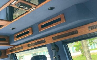 Gmc-vandura-34-ton-1995-white-8