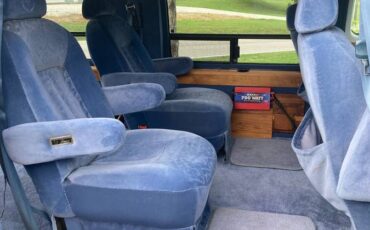 Gmc-vandura-34-ton-1995-white-9