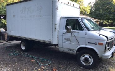 Gmc-vandura-3500-box-truck-1995-white