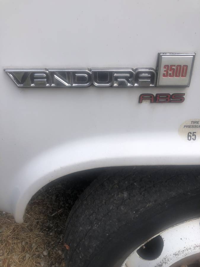 Gmc-vandura-3500-box-truck-1995-white-8