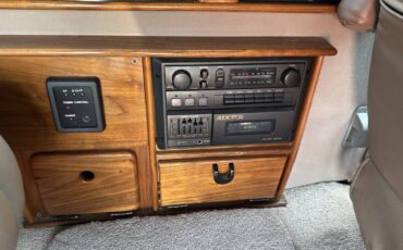 Gmc-vandura-sherrod-conversion-van-slx-series-1995-green-18