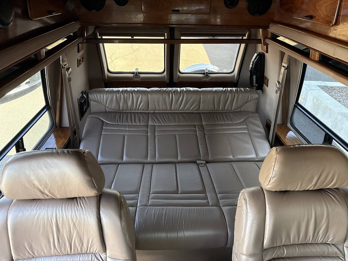 Gmc-vandura-sherrod-conversion-van-slx-series-1995-green-21