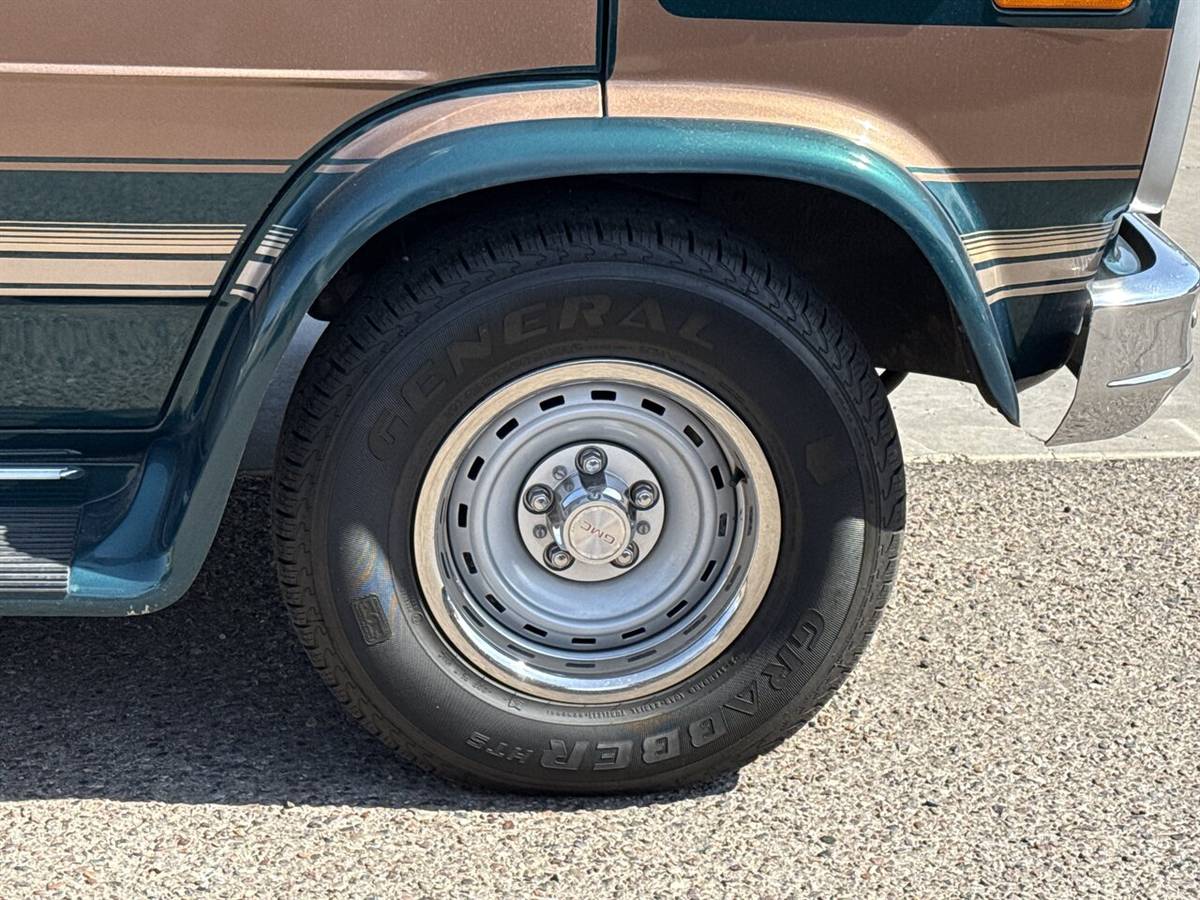Gmc-vandura-sherrod-conversion-van-slx-series-1995-green-9