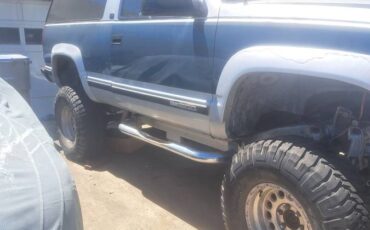 Gmc-yukon-12-ton-nominal-1993-custom-2
