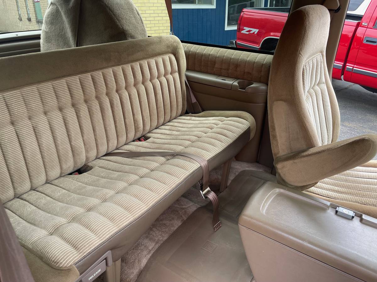 Gmc-yukon-1994-9
