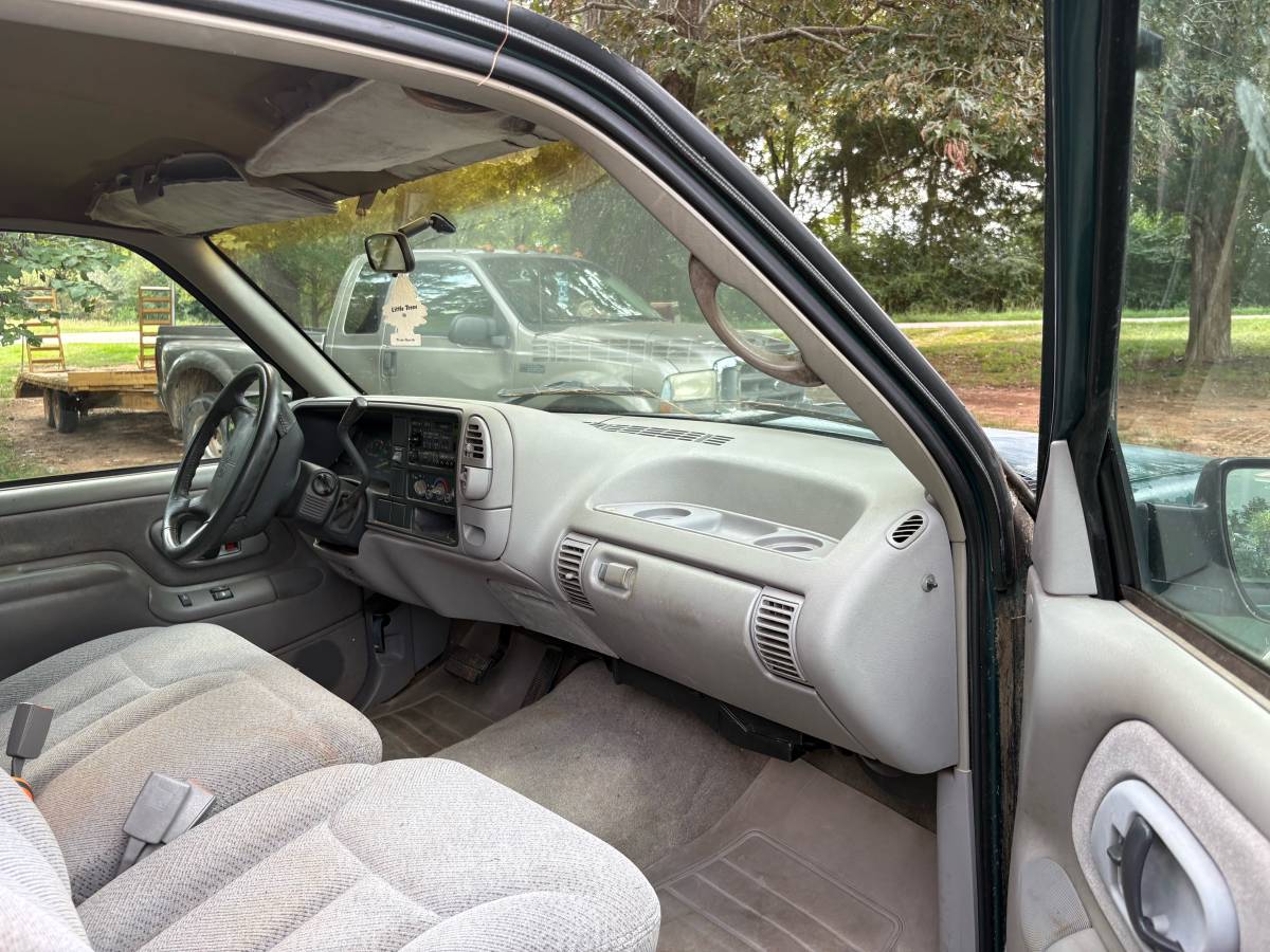 Gmc1500-1995-green-5
