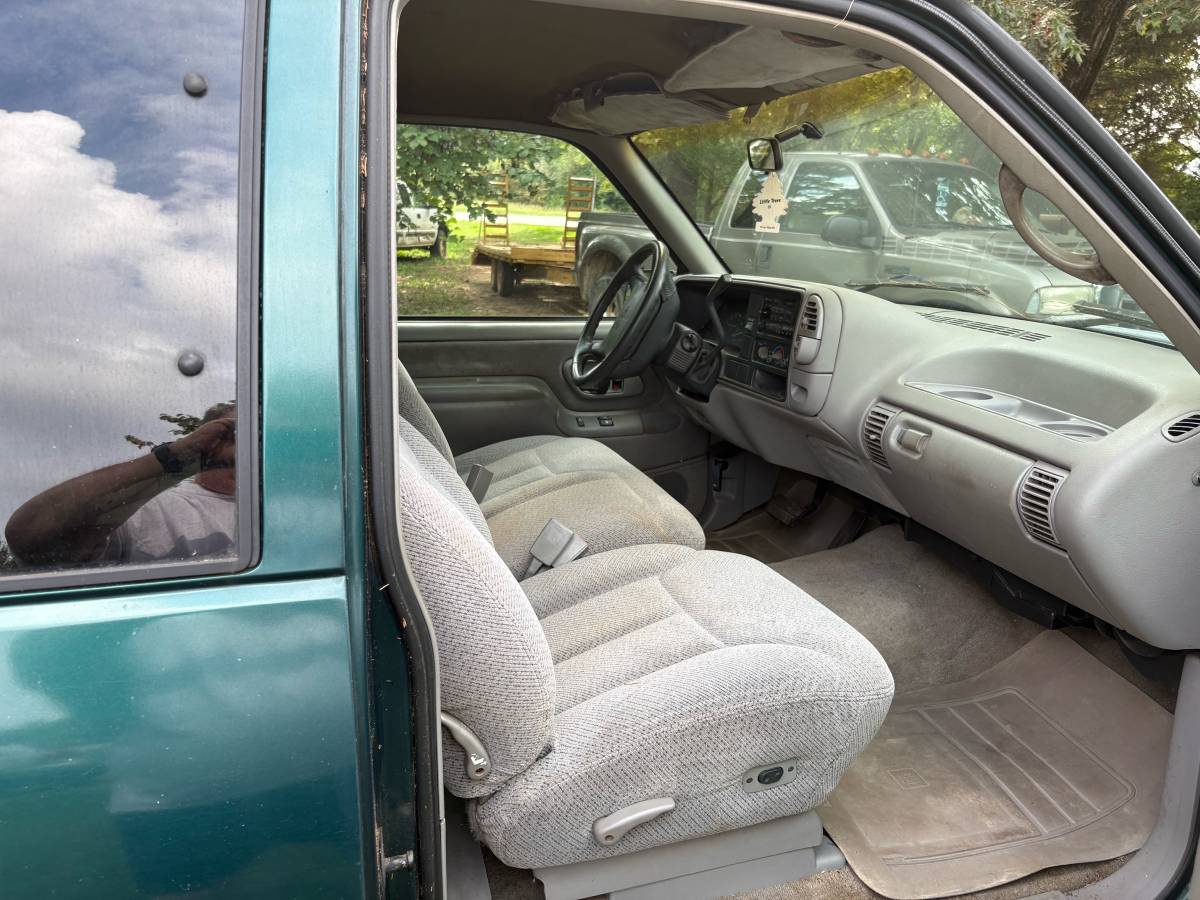 Gmc1500-1995-green-6