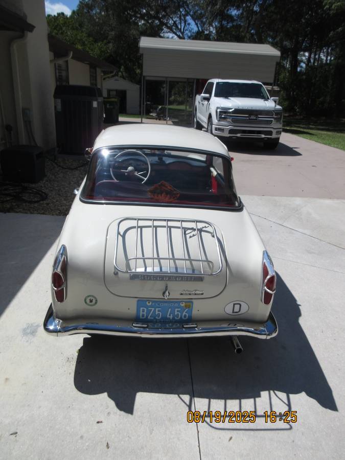 Goggomobole-ts250-coupe-1967-white-3