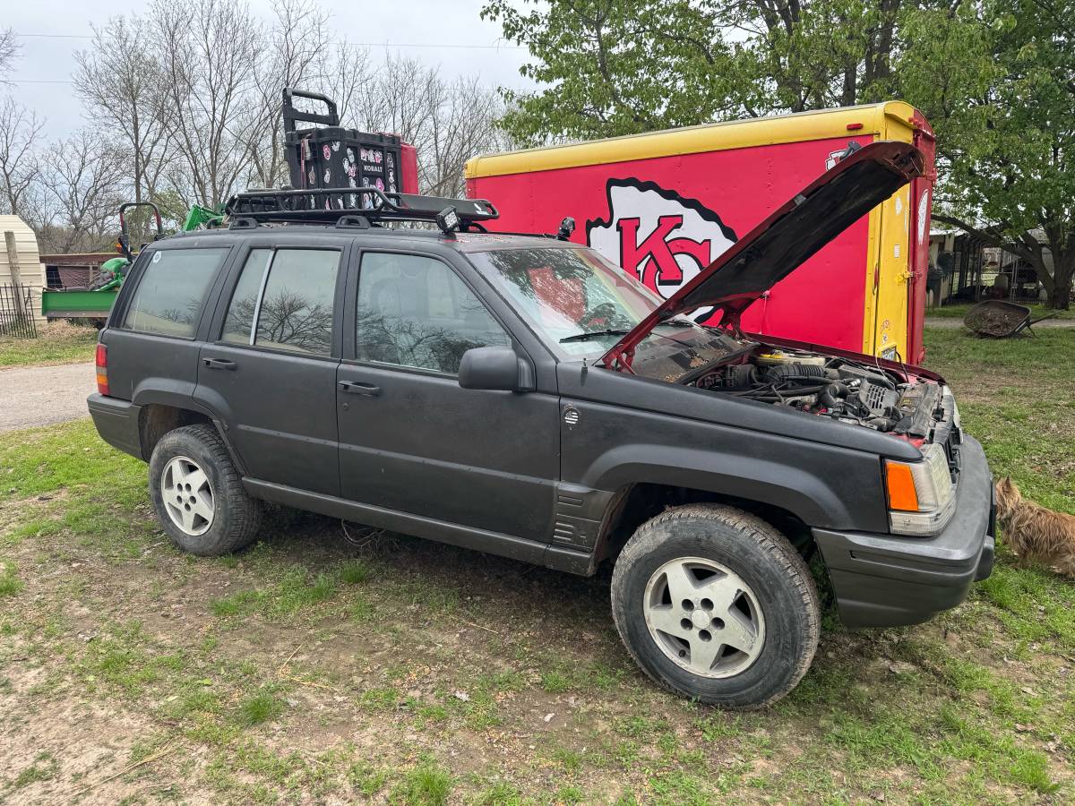 Grand-jeep-cherokee-1994-black-1