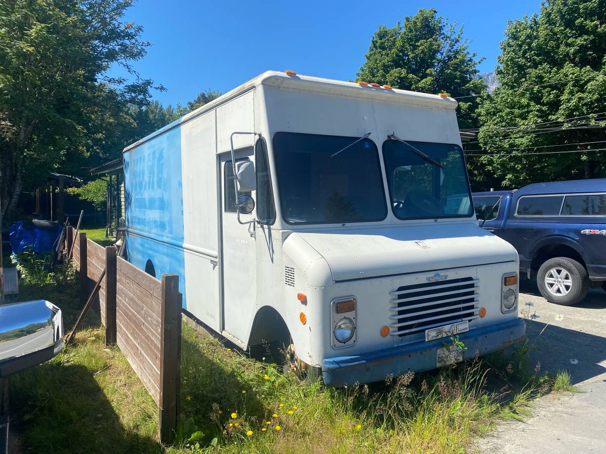 Grumman-kurbmaster-20-box-diesel-1986-2