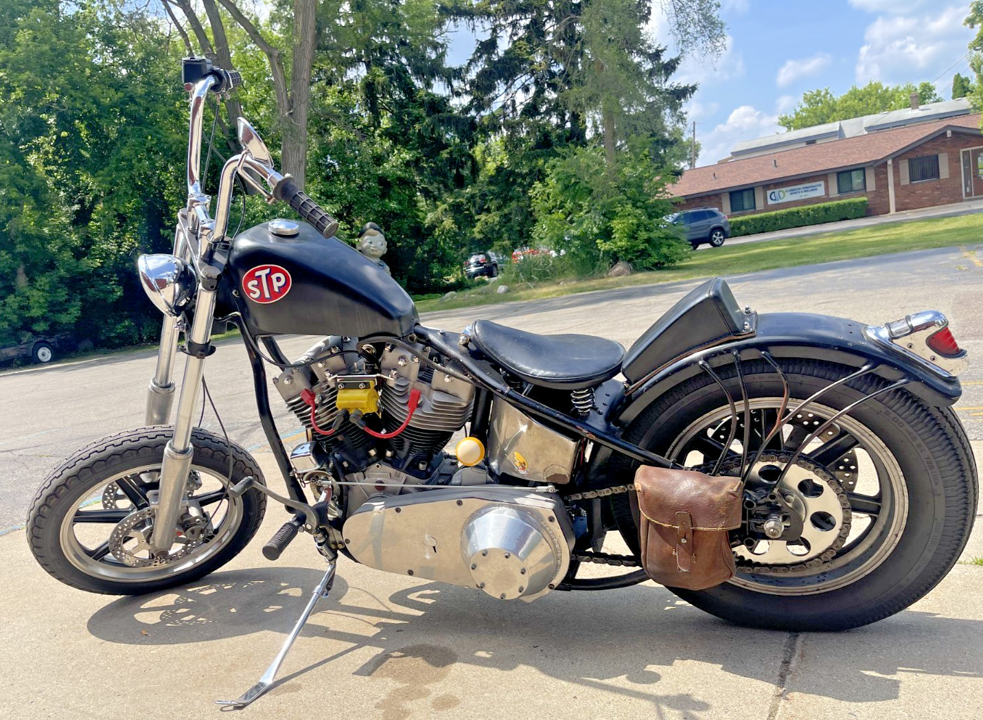 Harley-Davidson-Chopper-1949-4