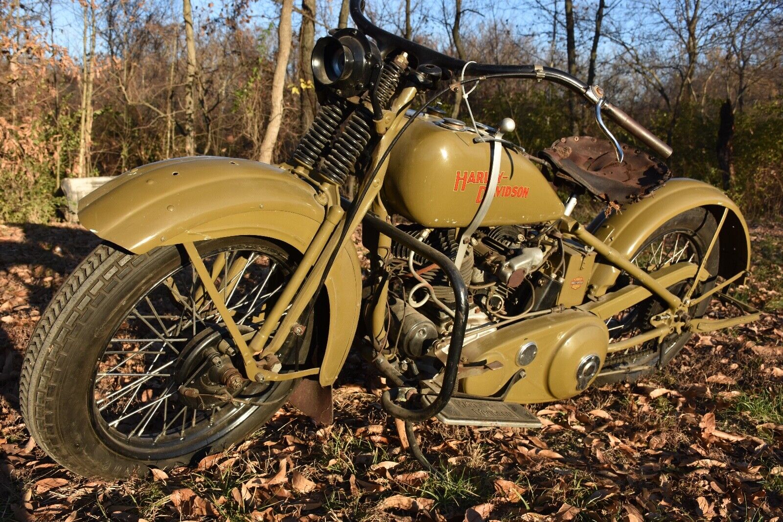 Harley-Davidson-Duo-Glide-FL-1930-9