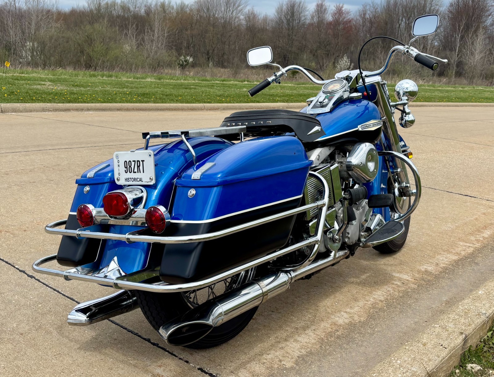 Harley-Davidson-Electra-Glide-FLH-1969-2