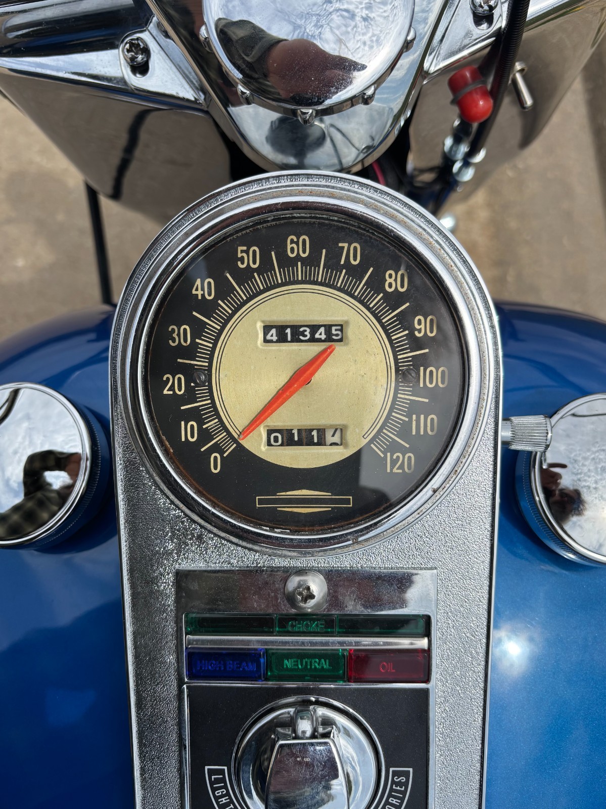 Harley-Davidson-Electra-Glide-FLH-1969-5