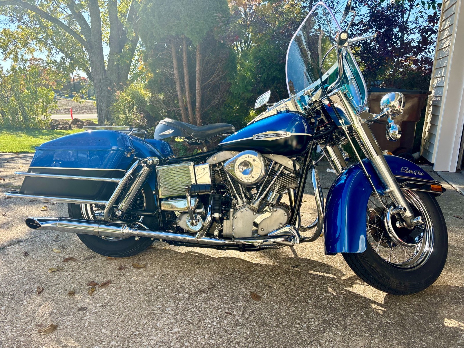 Harley-Davidson-Electra-Glide-FLH-1969