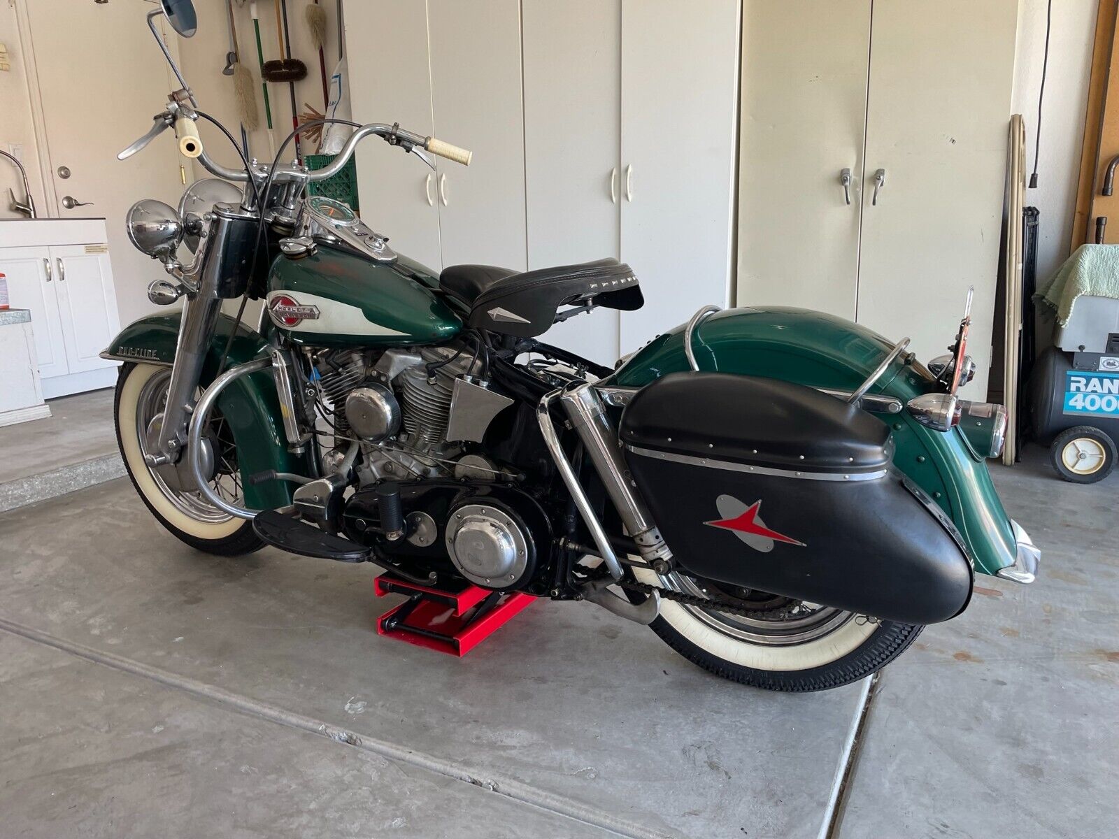 Harley-Davidson-FL-1959-1