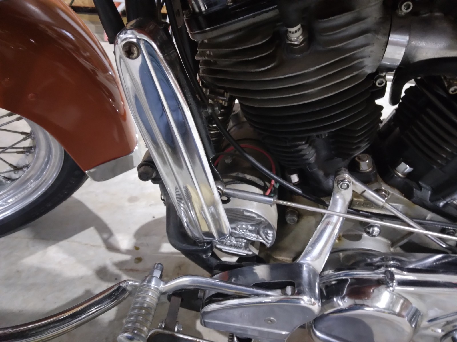 Harley-Davidson-FL-HYDRA-GLIDE-1951-13