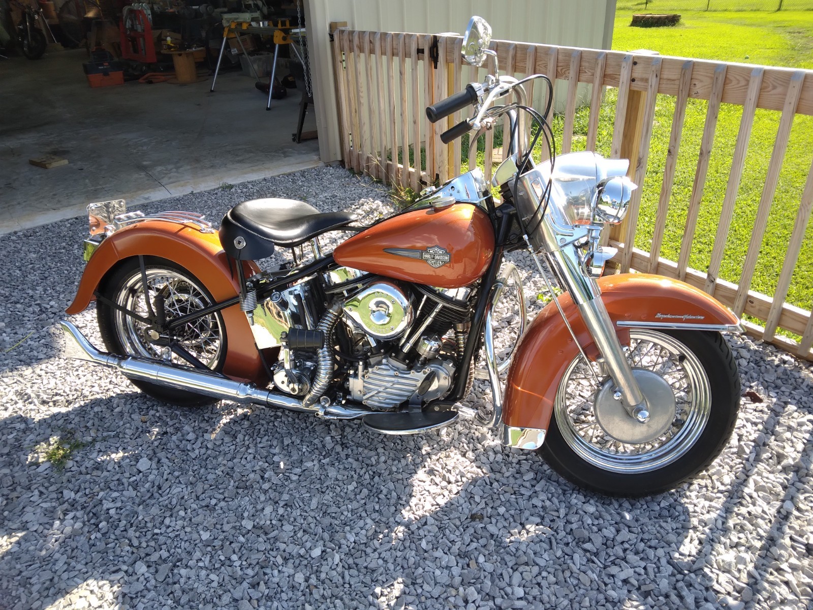 Harley-Davidson-FL-HYDRA-GLIDE-1951-23