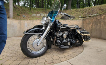 Harley-Davidson-FL-S-PANHEAD-1954-1