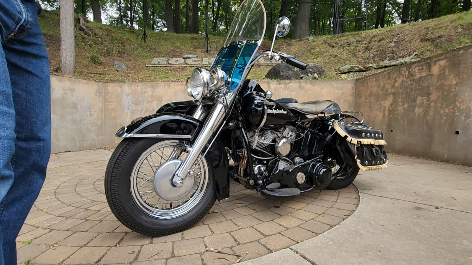 Harley-Davidson-FL-S-PANHEAD-1954-1