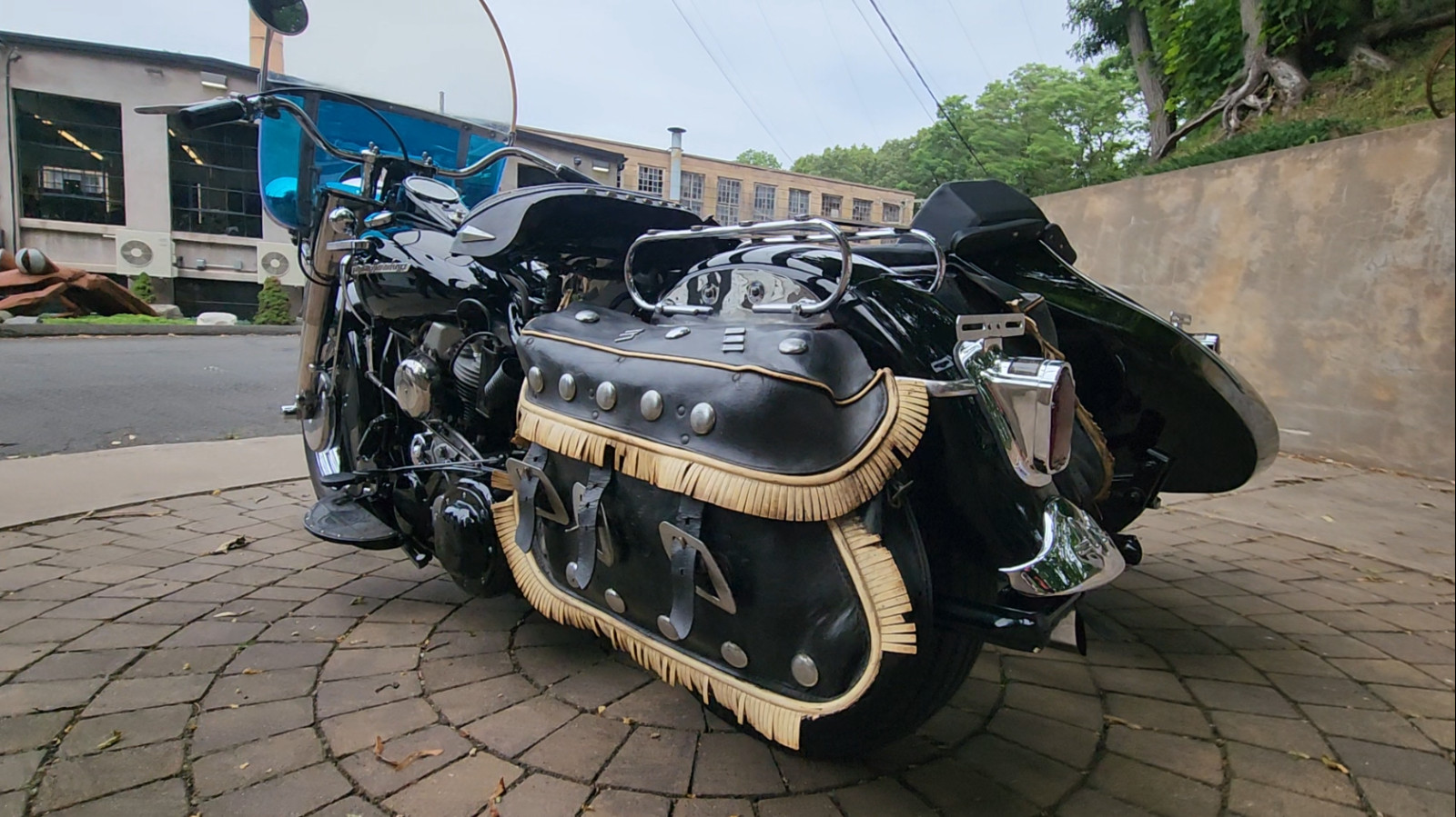 Harley-Davidson-FL-S-PANHEAD-1954