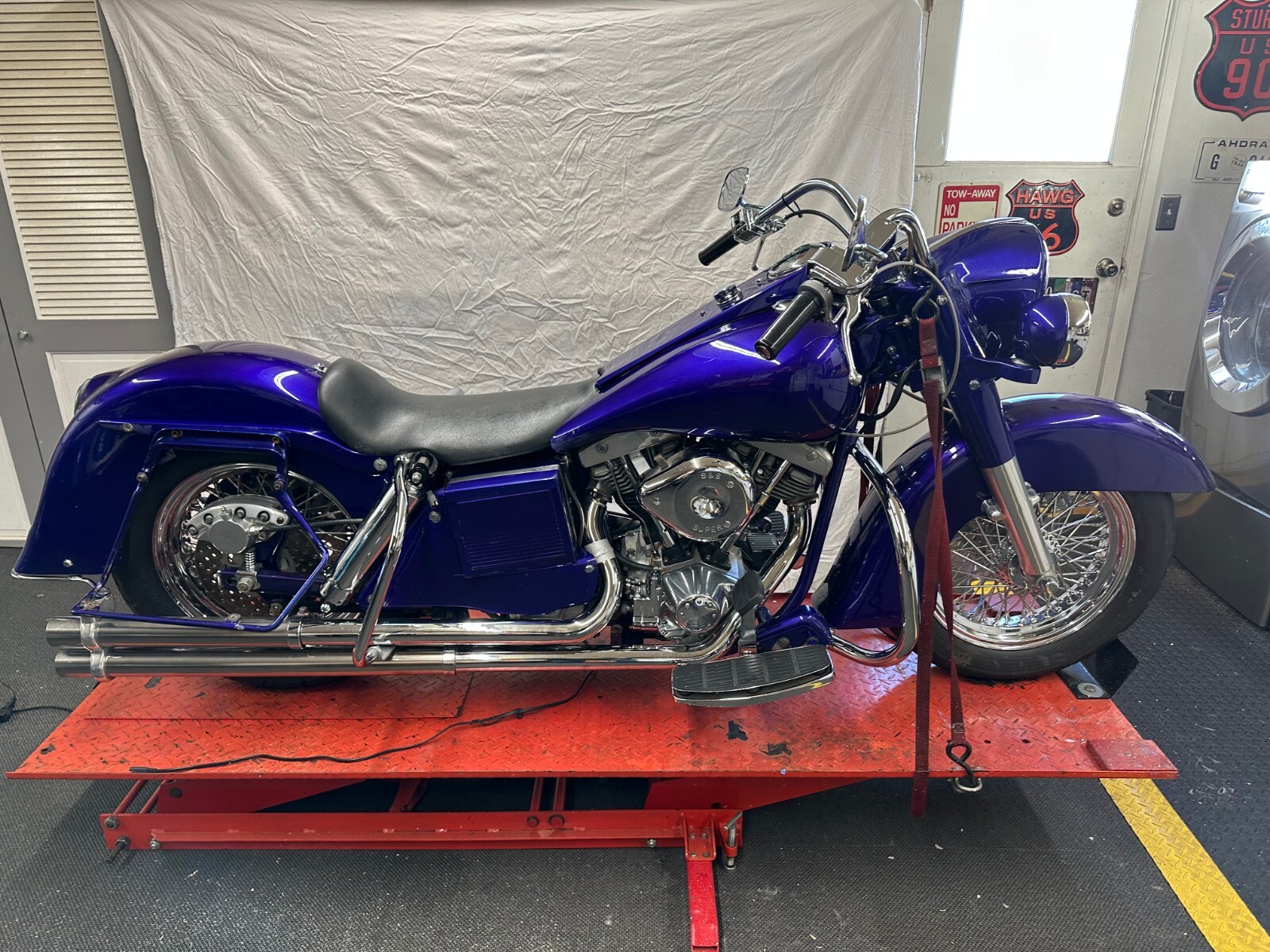 Harley-Davidson-FLH-1977-2